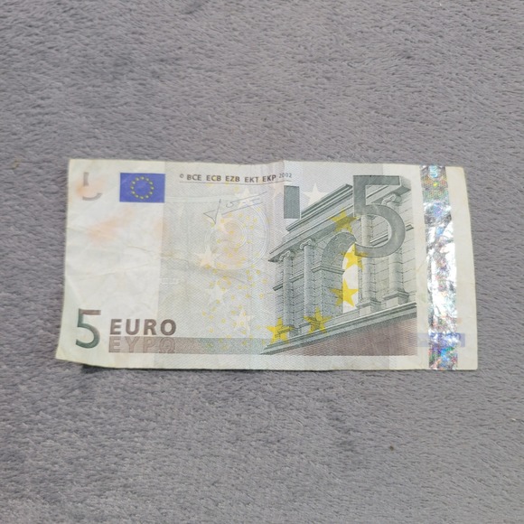 Other - European Union Banknote 5 Euro Grey 2002 Series France U39523602983 Collectible